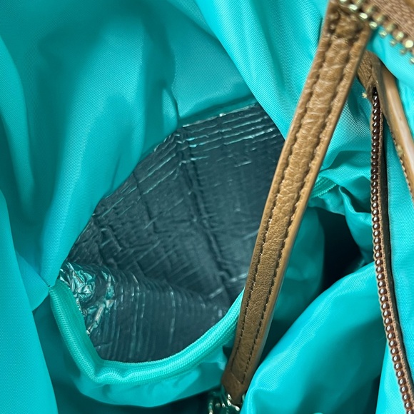 Tan and gold diaper bag - Picture 6 of 6